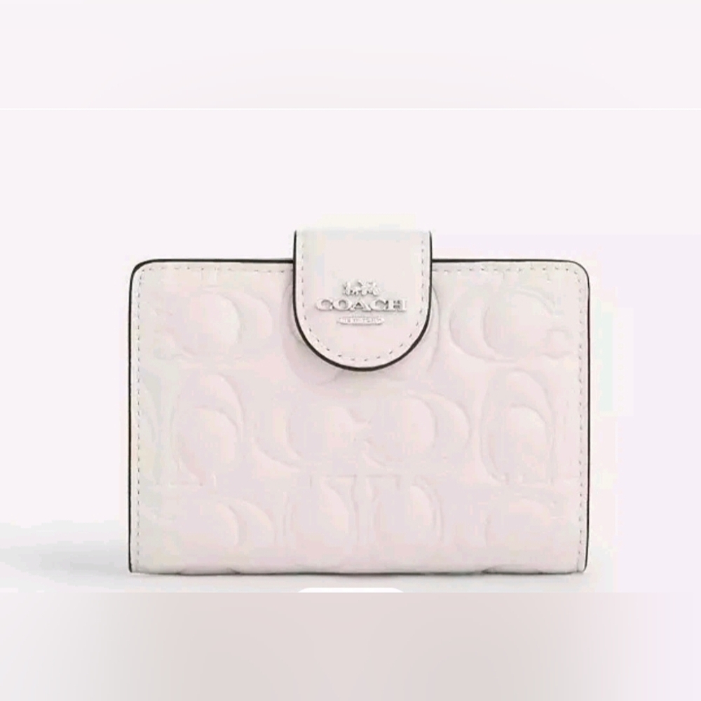 Coach Corner Zip Medium Wallet In Signature Leather - Picture 1 of 13